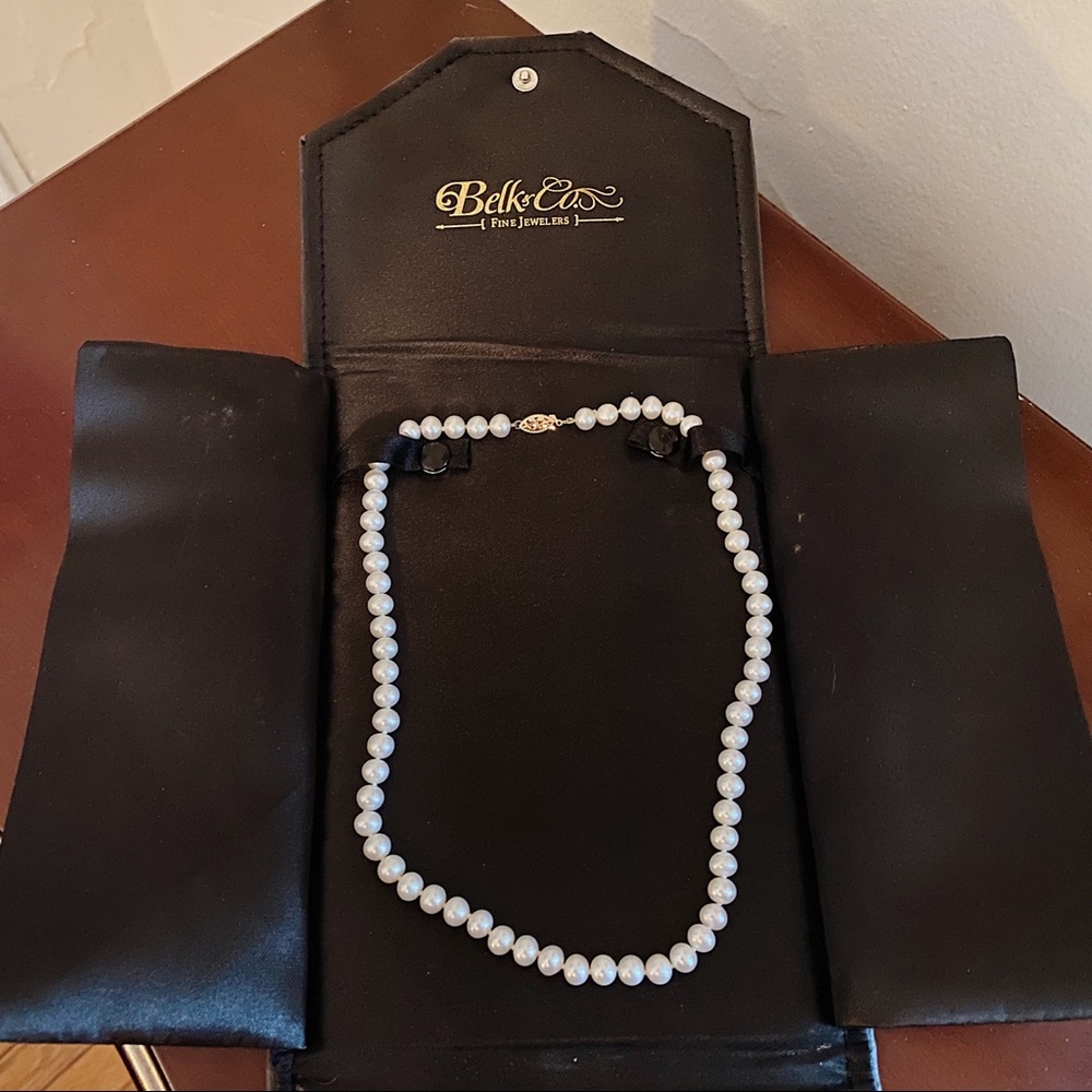 Freshwater Pearl Necklace with Gold Clasp